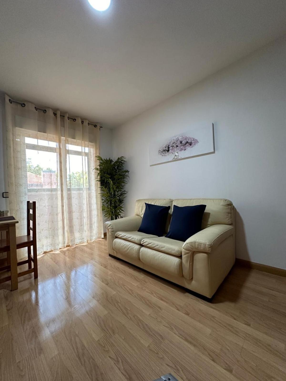 Cruz25 Apartment Alcalá de Henares Exterior photo